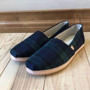 TOMS Spruce Plaid Felt Classics (NEVER WORN)